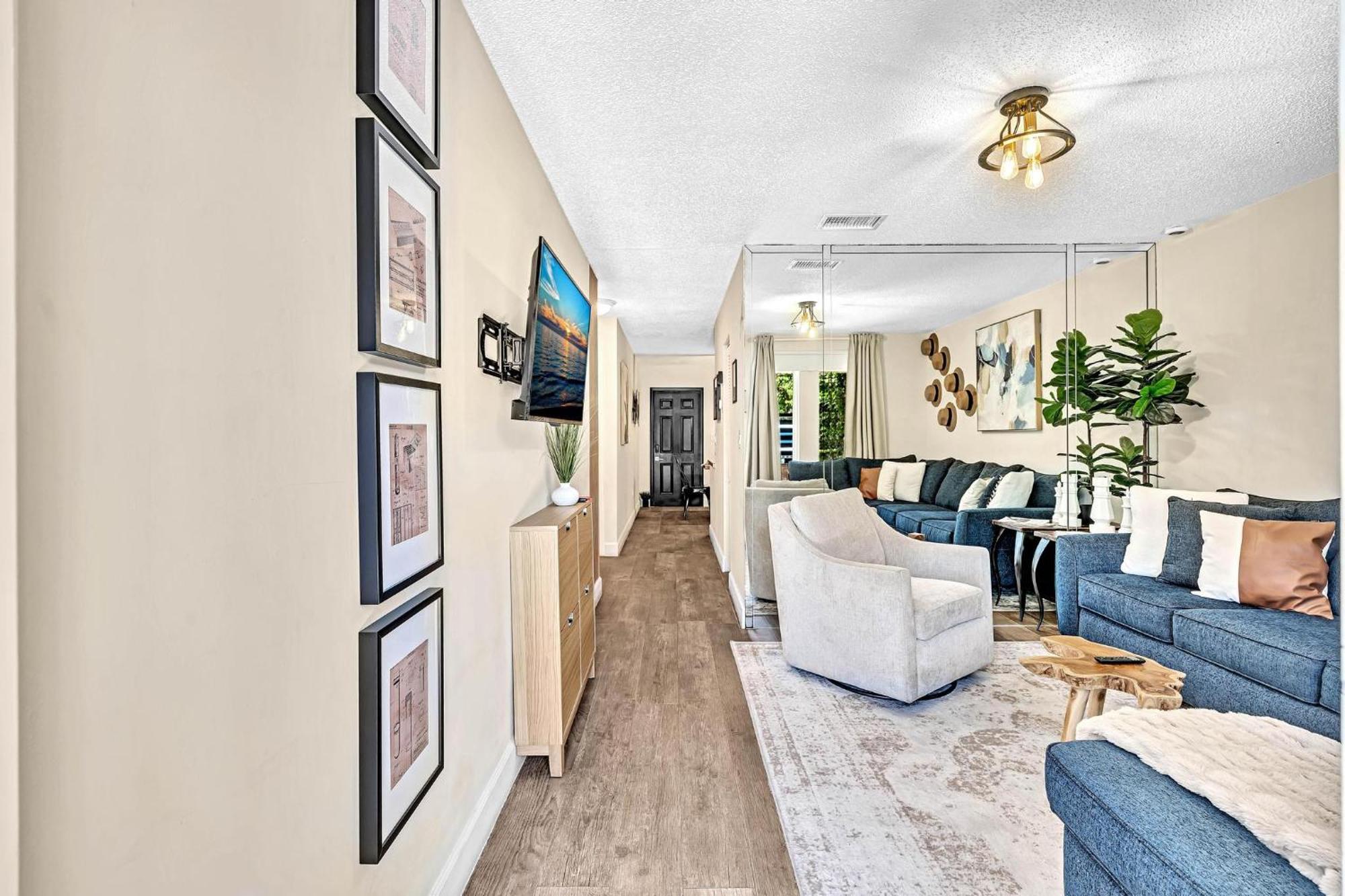 Estelo'S Place - Modern Townhouse With King Bed, Only 5 Min From The Airport! Miami Ngoại thất bức ảnh